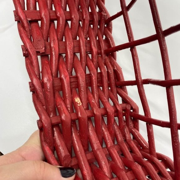 Vintage Wicker Pink Heart Woven Shelf - Picture 4 of 10